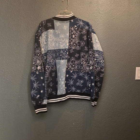 Stylish Patchwork Jacket - Picture 3 of 3